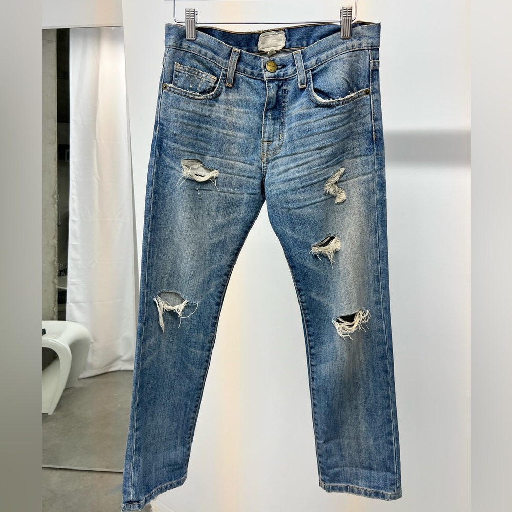 Distressed Boyfriend Jeans